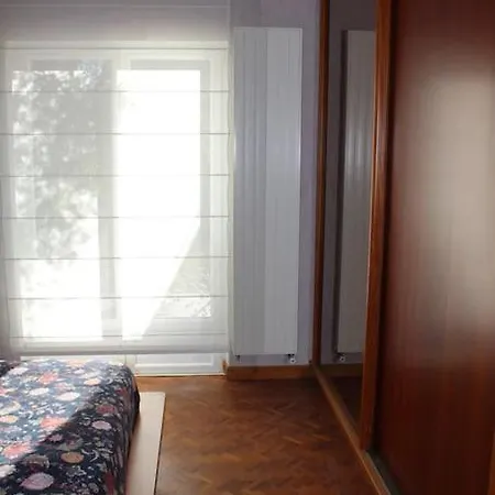 Gorgeous 5 Bedroom With Air Con, Heated Pool And Garden For 12 * Villemoustaussou