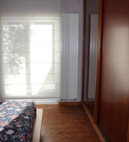 Gorgeous 5 Bedroom With Air Con, Heated Pool And Garden For 12 * Villemoustaussou